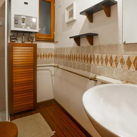 דירה 1 Bedroom Stunning In קמוגלי