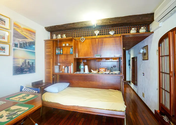 1 Bedroom Stunning In Camogli